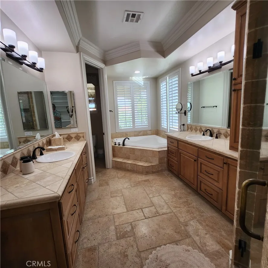 30295 Little Harbor Drive Canyon Lake, CA 92587
