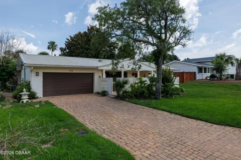 123 Royal Dunes Boulevard