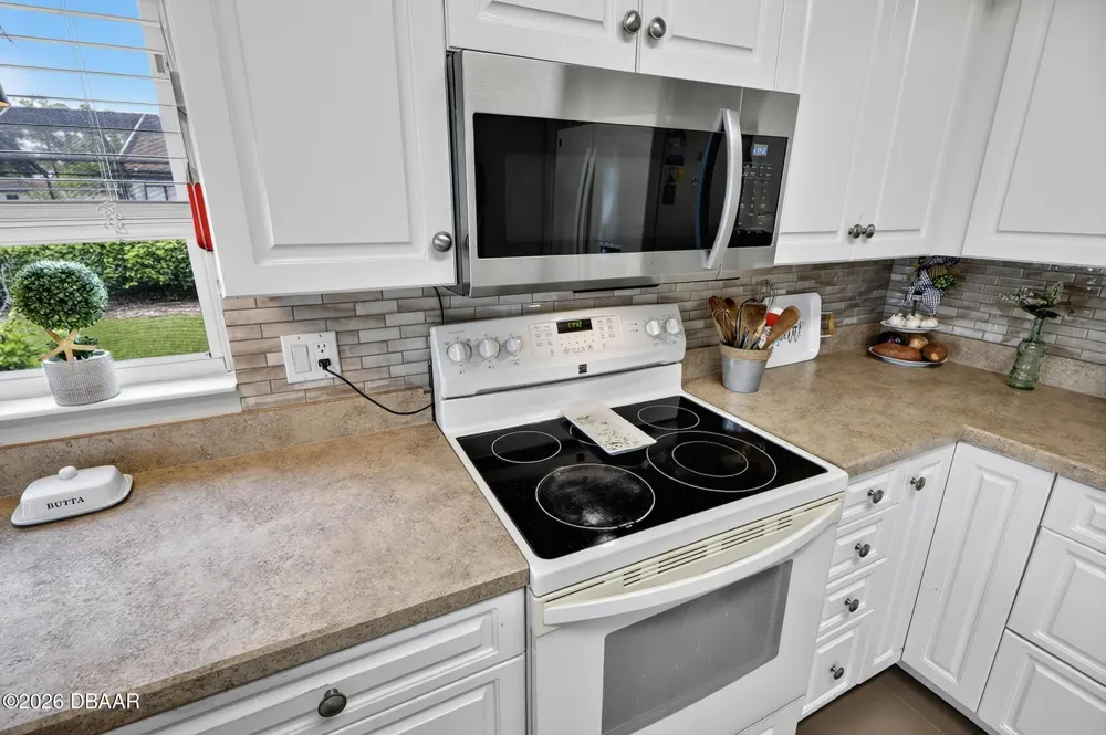 186 Westhampton Drive Palm Coast, FL 32164