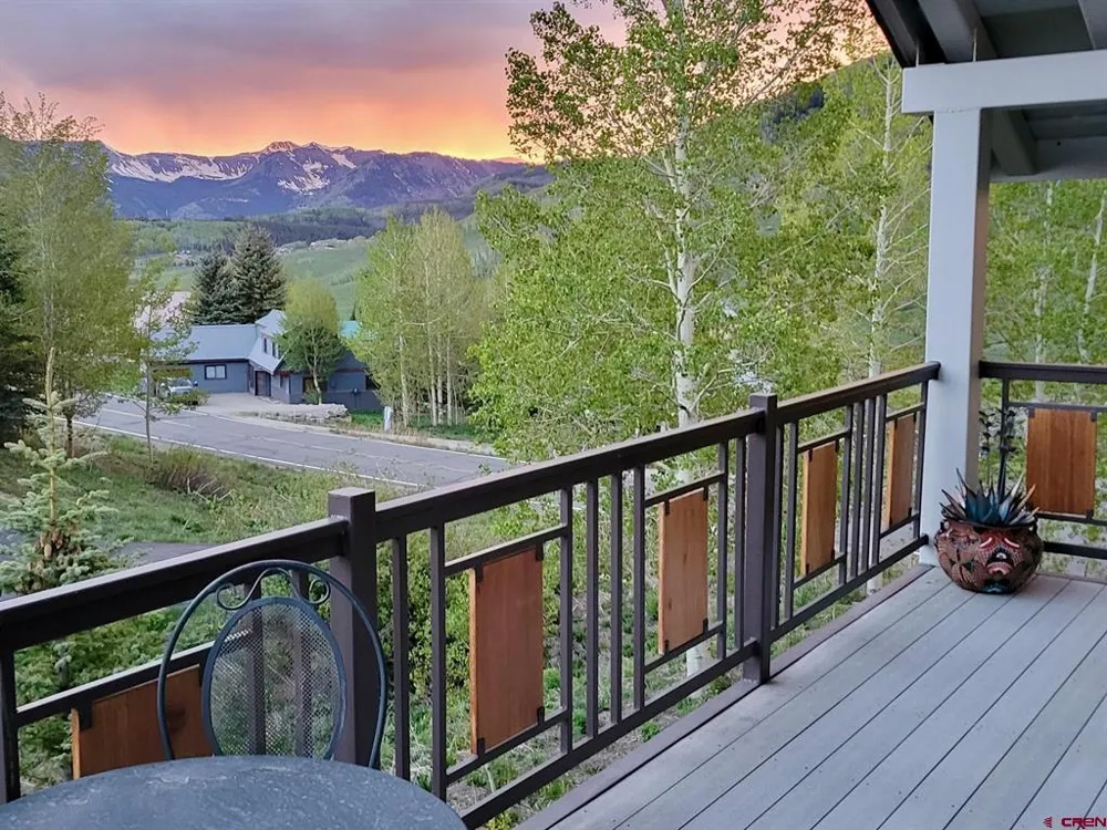 10 Ruby Drive Crested Butte, CO 81225