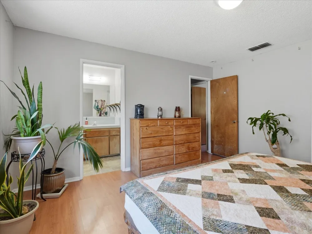 34018 Peckinpah Acres Drive North Fork, CA 93643