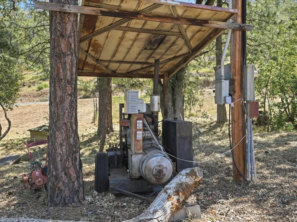 34018 Peckinpah Acres Drive North Fork, CA 93643