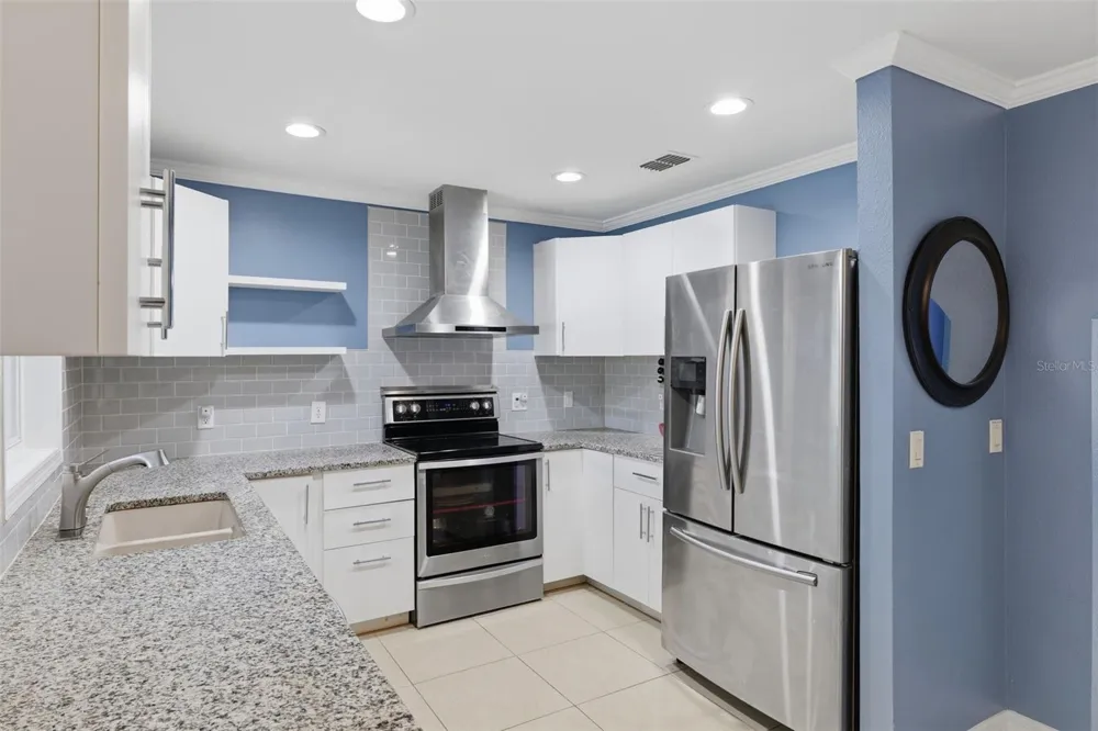 421 WATERVIEW DRIVE Polk City, FL 33868