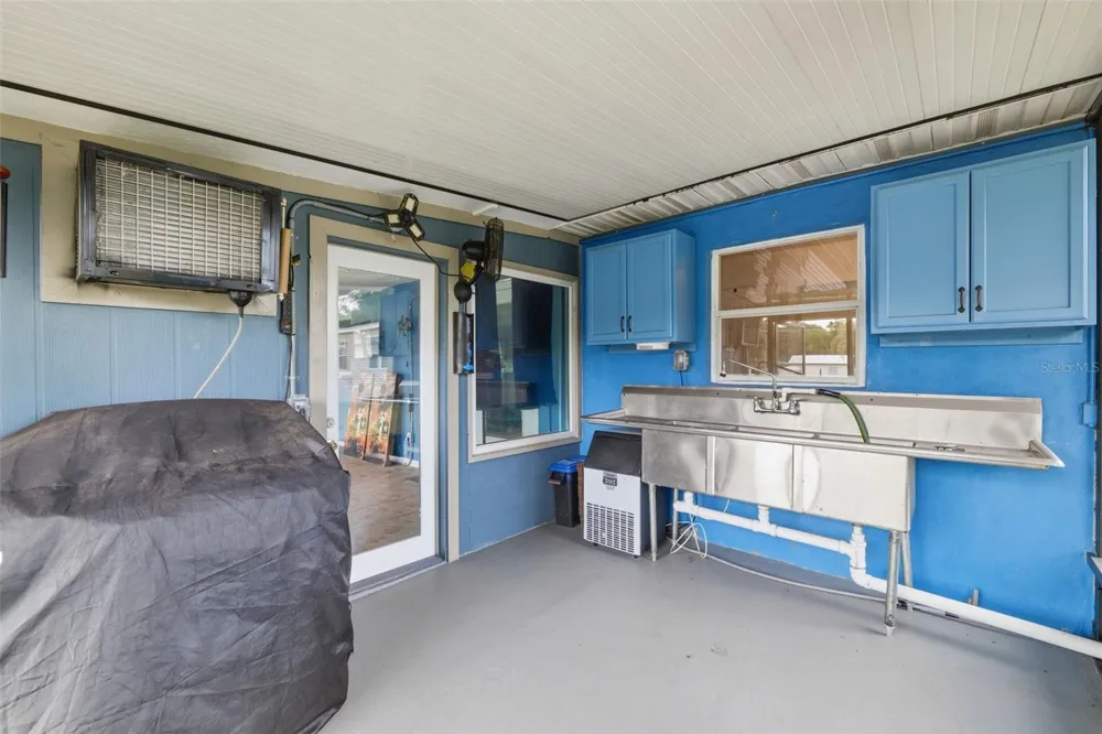 421 WATERVIEW DRIVE Polk City, FL 33868