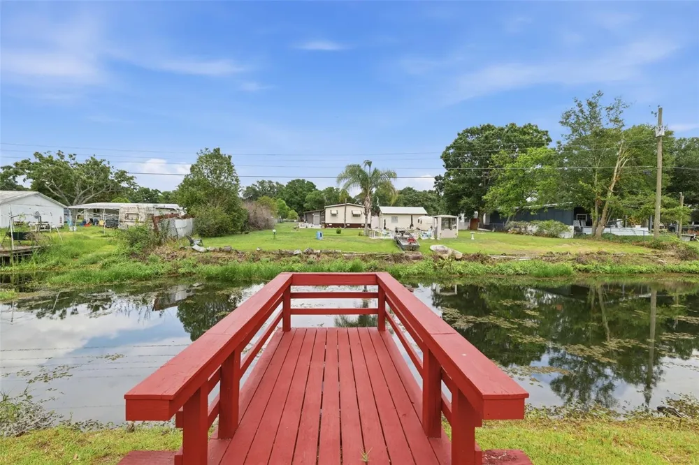 421 WATERVIEW DRIVE Polk City, FL 33868