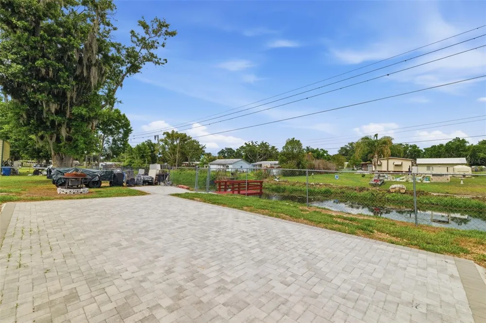 421 WATERVIEW DRIVE Polk City, FL 33868