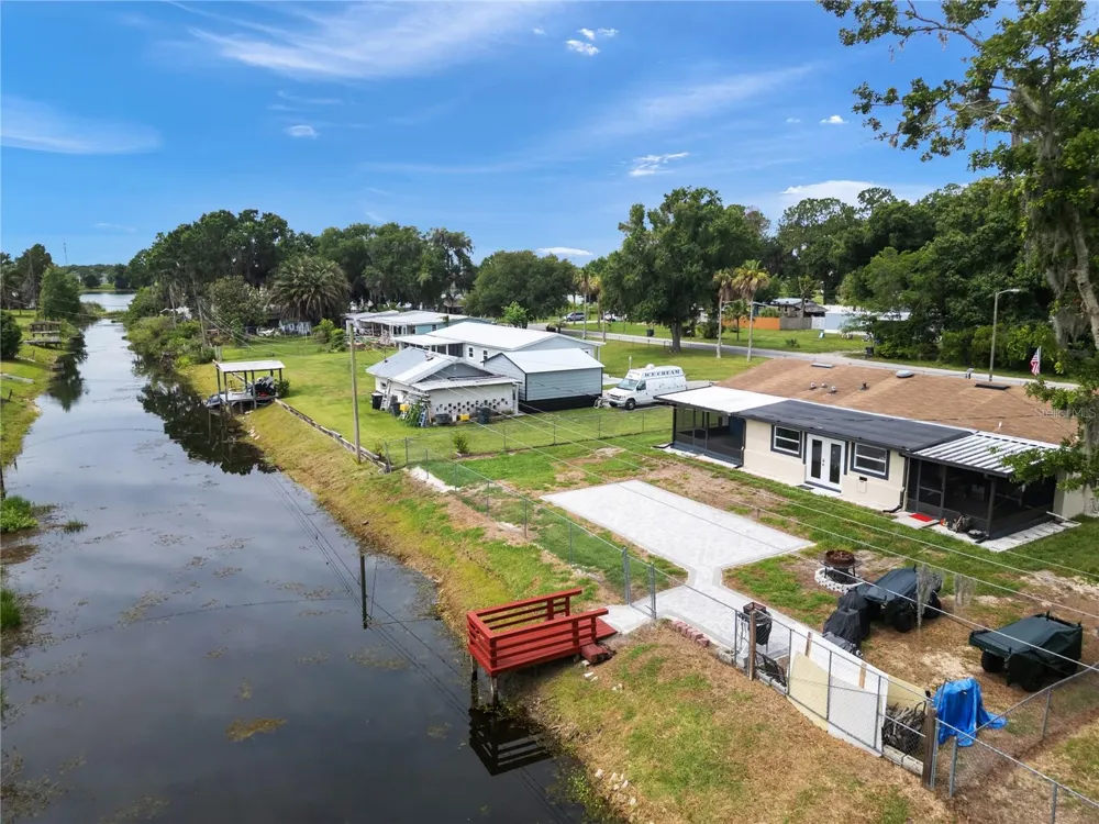 421 WATERVIEW DRIVE Polk City, FL 33868