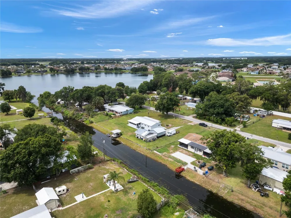 421 WATERVIEW DRIVE Polk City, FL 33868
