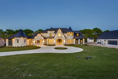 4636 Lake Breeze Drive