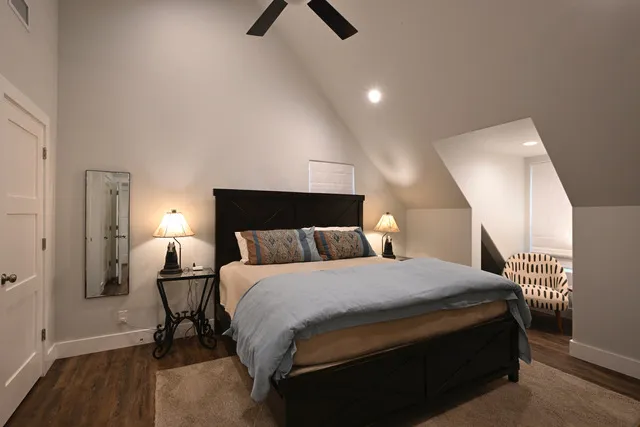 300 E Bluebonnet Lane Johnson City, TX 78636