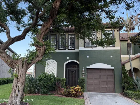 747 Ventura Drive