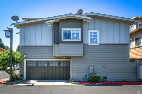 127 Valley Oak Drive
