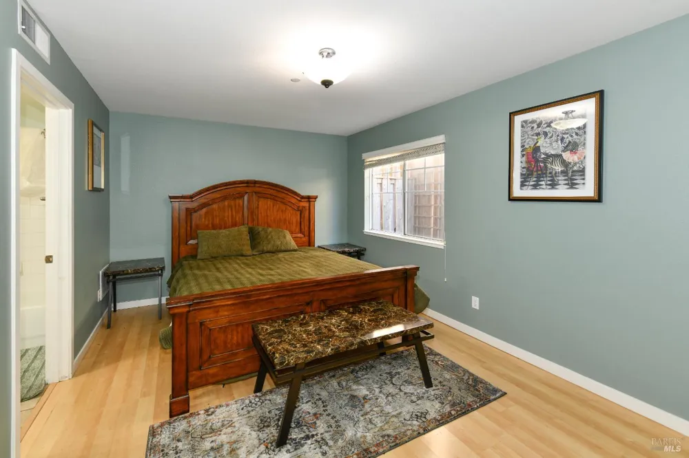 127 Valley Oak Drive Napa, CA 94558