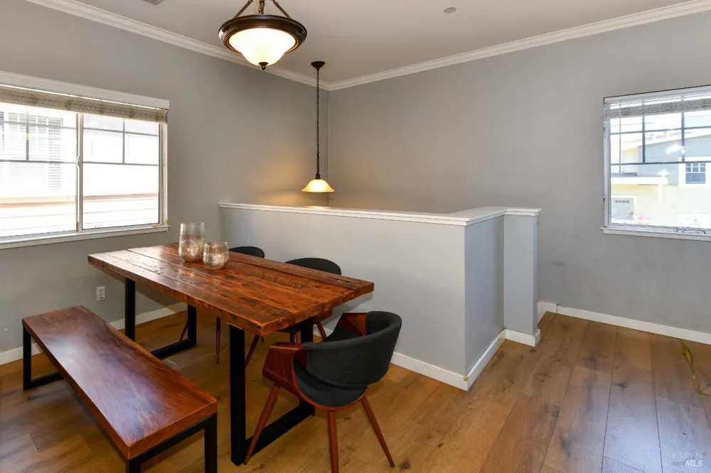 127 Valley Oak Drive Napa, CA 94558