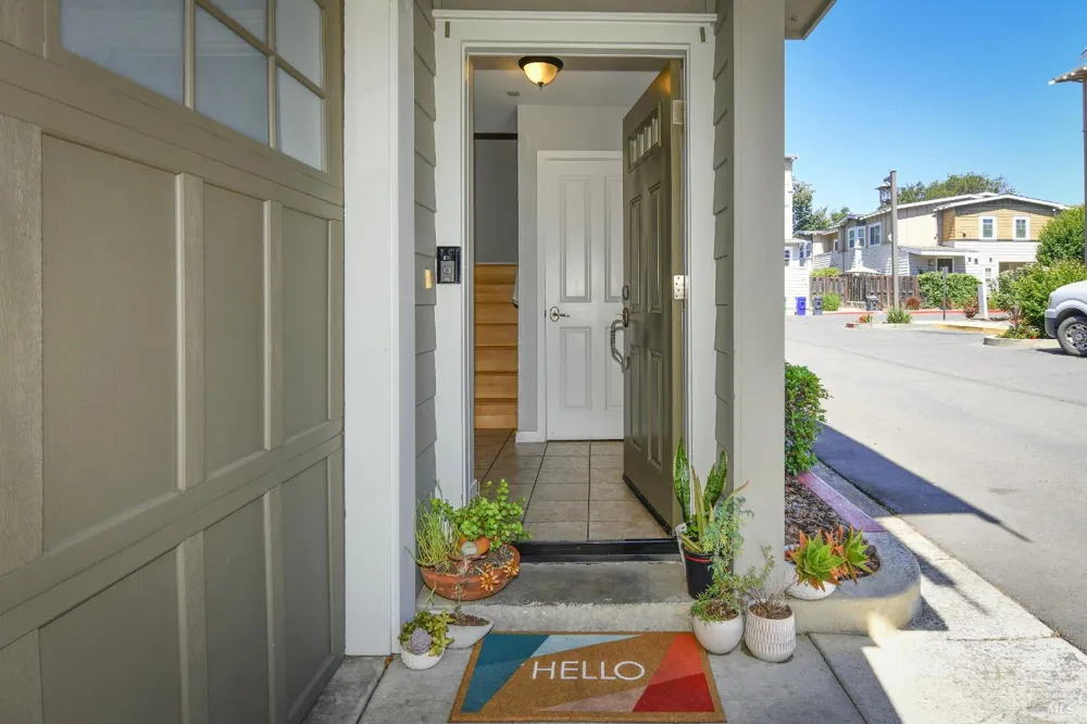 127 Valley Oak Drive Napa, CA 94558