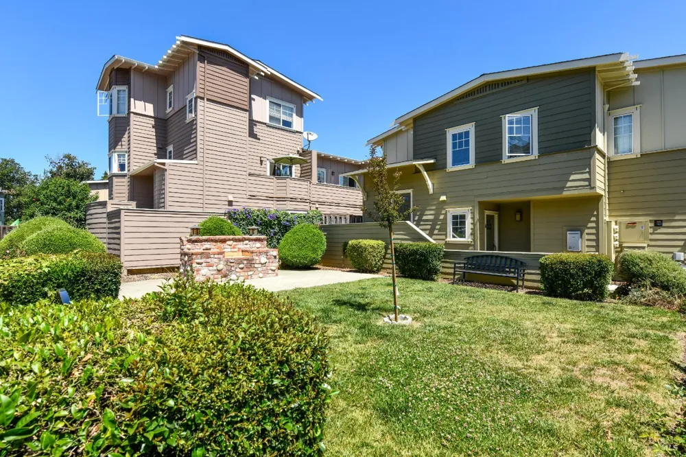127 Valley Oak Drive Napa, CA 94558