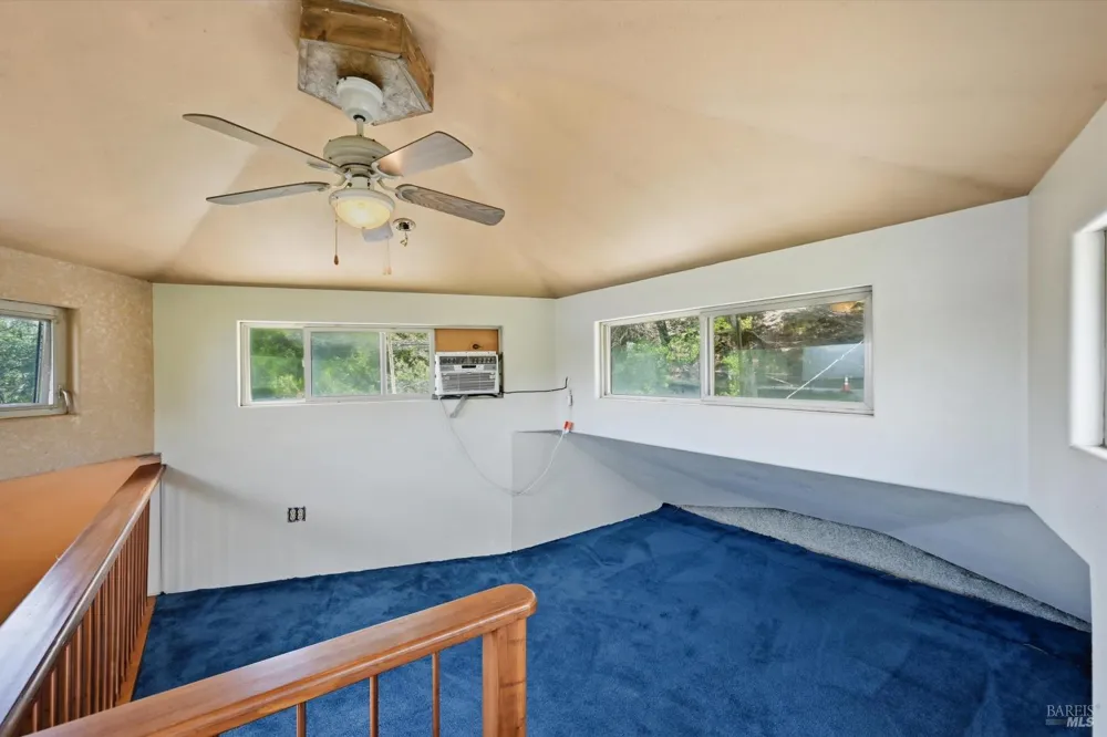 16945 Knollview Drive Hidden Valley Lake, CA 95467