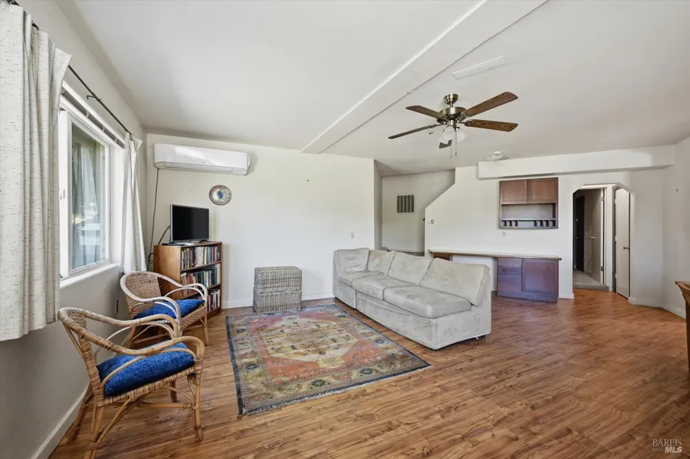 16945 Knollview Drive Hidden Valley Lake, CA 95467