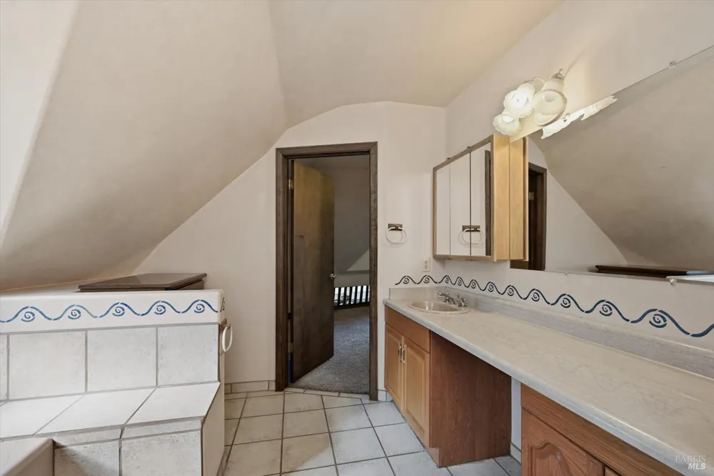 16945 Knollview Drive Hidden Valley Lake, CA 95467