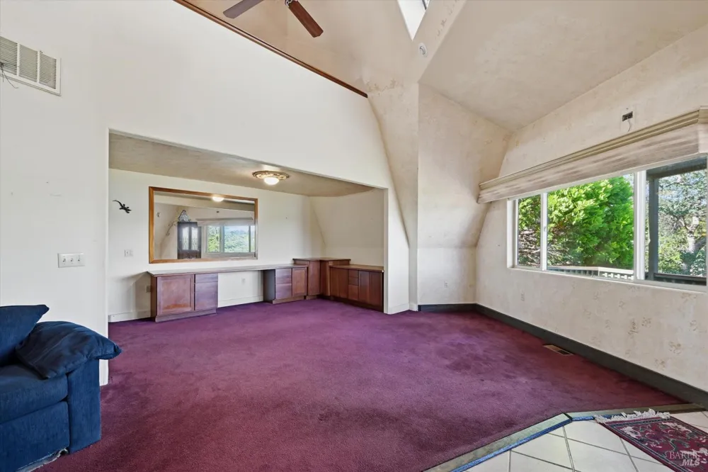 16945 Knollview Drive Hidden Valley Lake, CA 95467