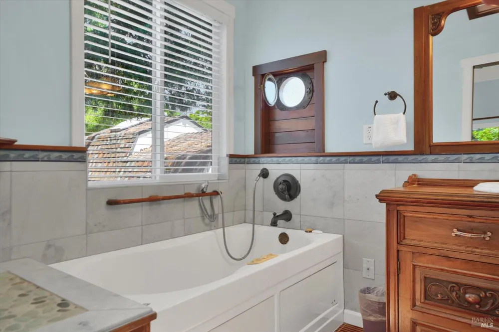 865 W I STREET Benicia, CA 94510