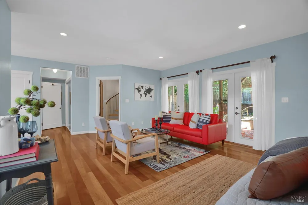 865 W I STREET Benicia, CA 94510