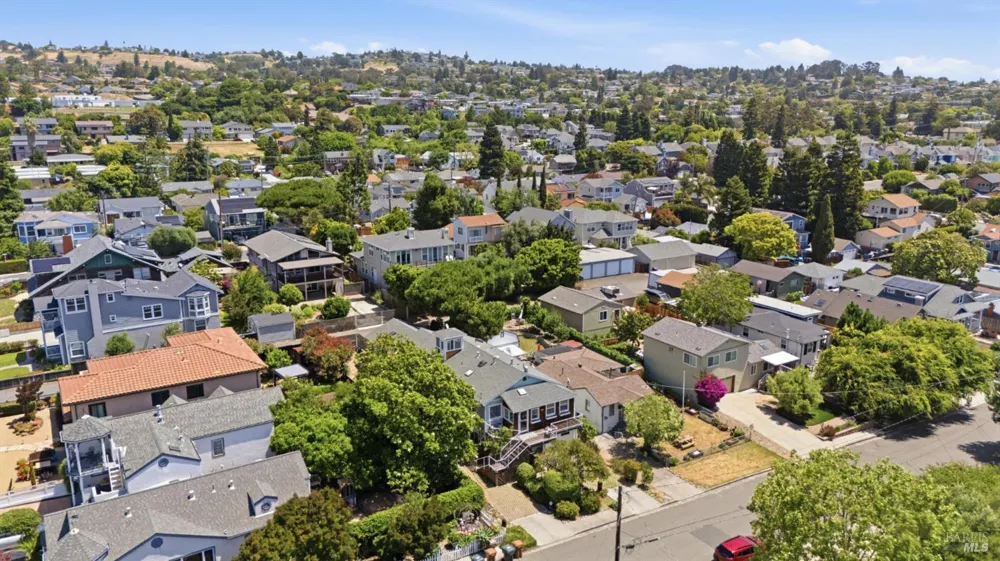 865 W I STREET Benicia, CA 94510