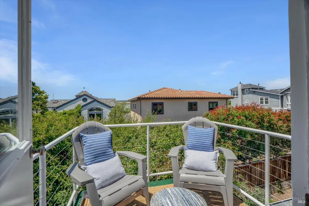 865 W I STREET Benicia, CA 94510