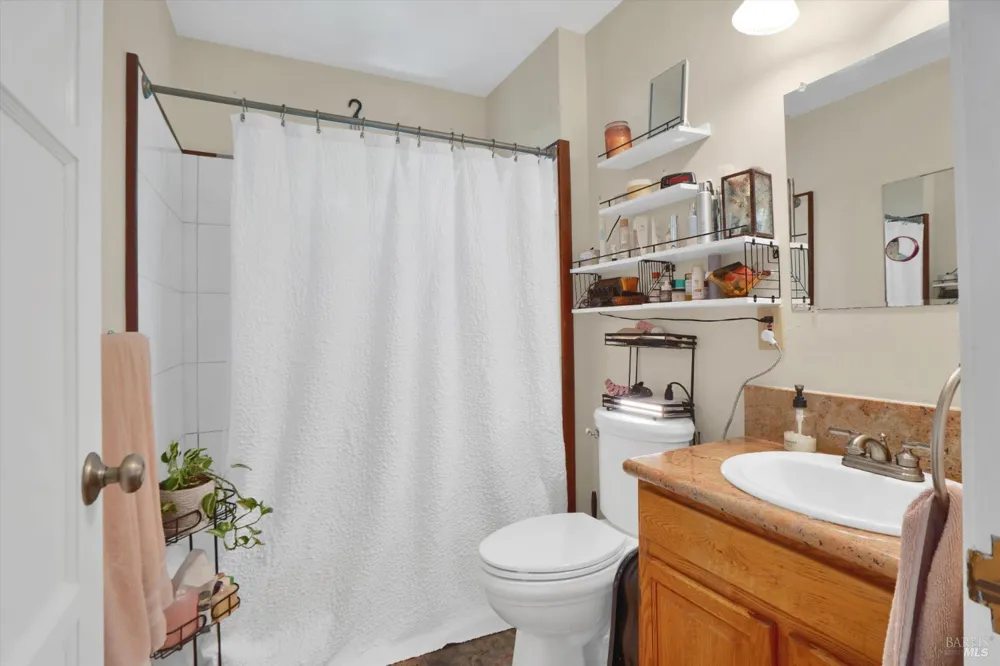 865 W I STREET Benicia, CA 94510