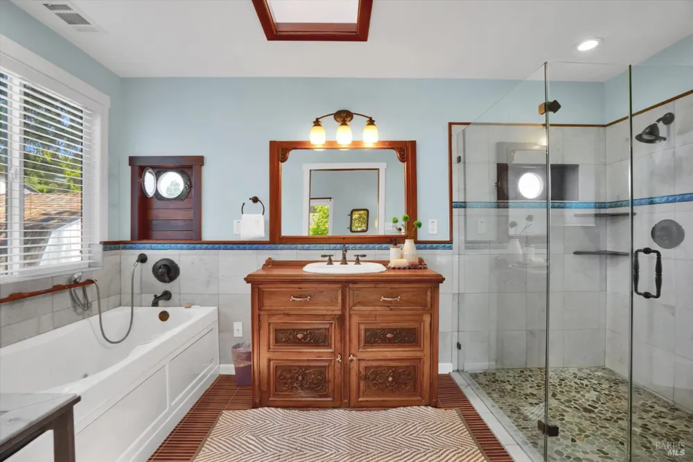 865 W I STREET Benicia, CA 94510