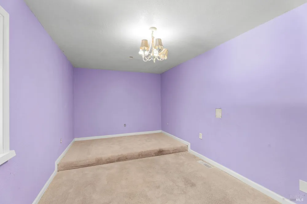 4030 Ridge Circle Willits, CA 95490