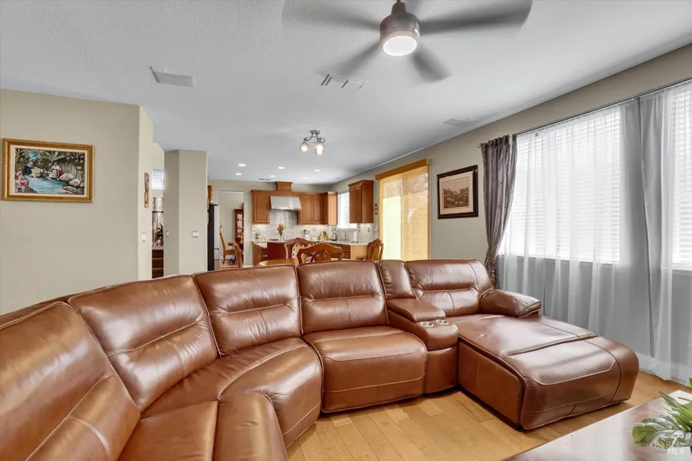 2187 Rasmussen Court Fairfield, CA 94533