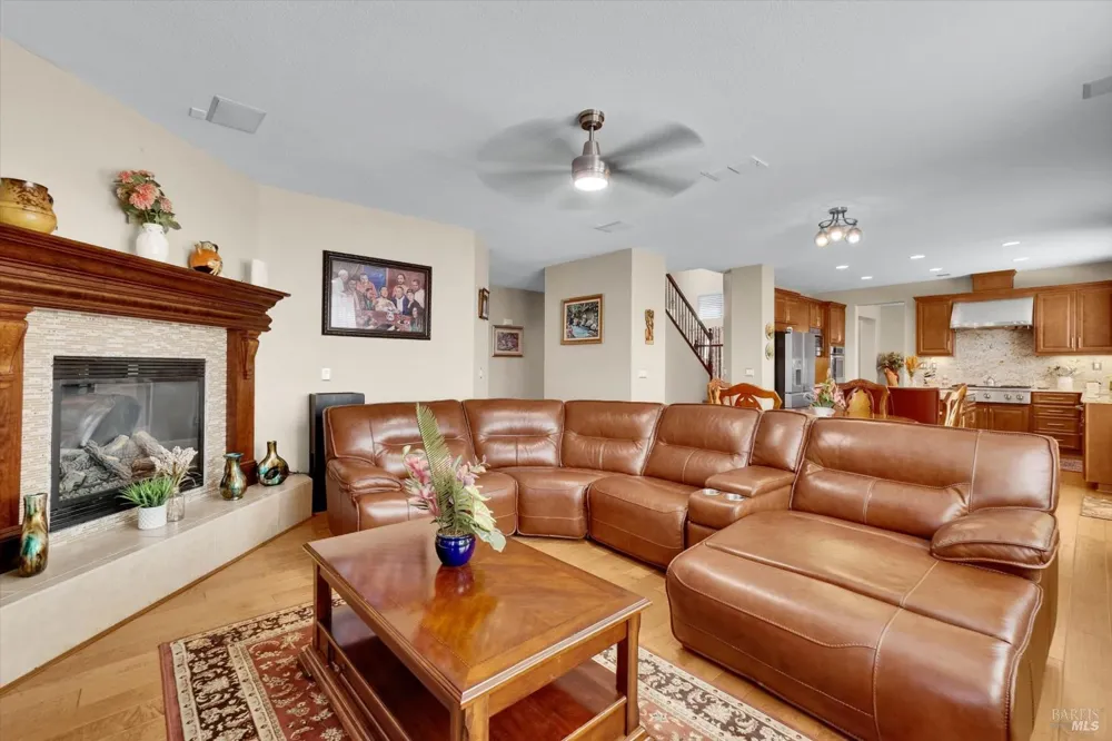 2187 Rasmussen Court Fairfield, CA 94533