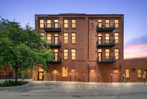230 Kalamazoo #301