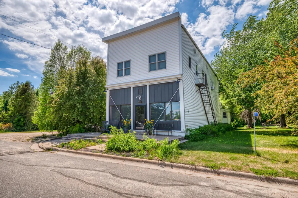 11517 Woodland Avenue Mizpah, MN 56660