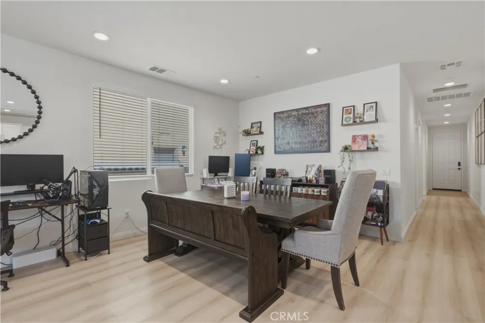 13097 Saratoga Hesperia, CA 92344