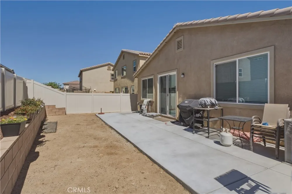 13097 Saratoga Hesperia, CA 92344
