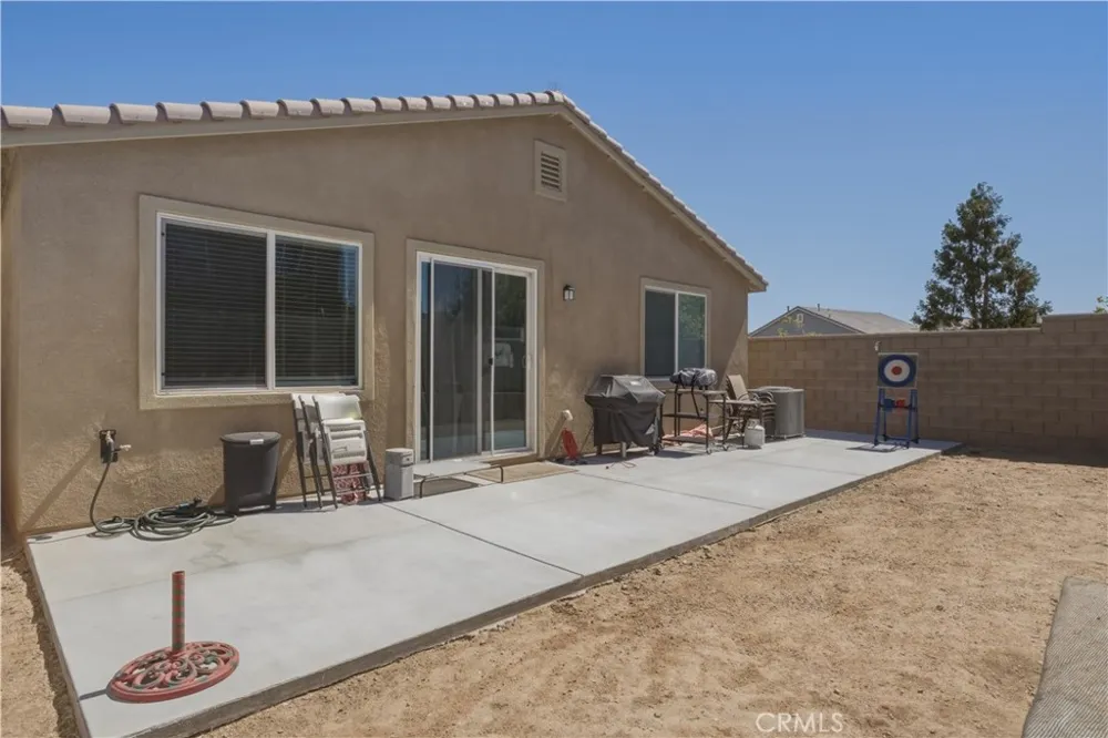 13097 Saratoga Hesperia, CA 92344