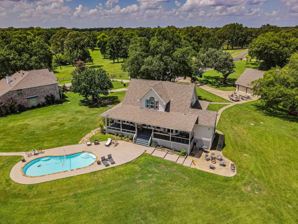 1747 County Road 1785 Yantis, TX 75497
