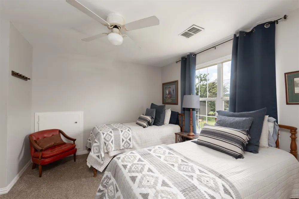 1747 County Road 1785 Yantis, TX 75497