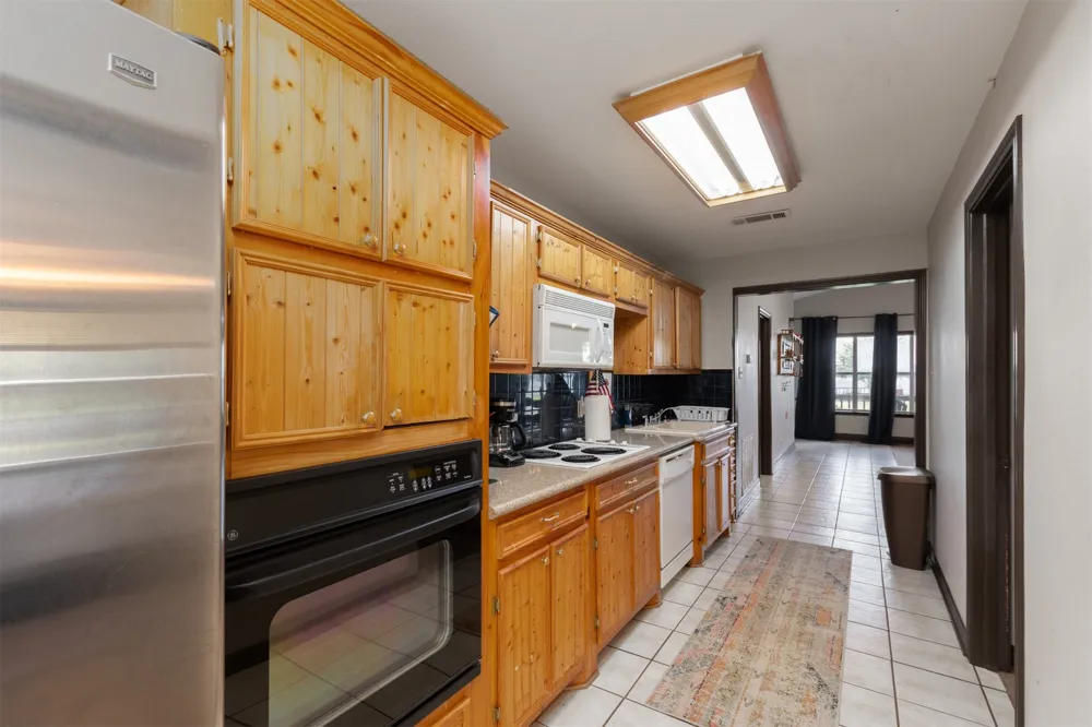 1747 County Road 1785 Yantis, TX 75497