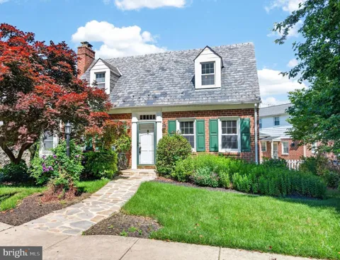 506 DOGWOOD LANE