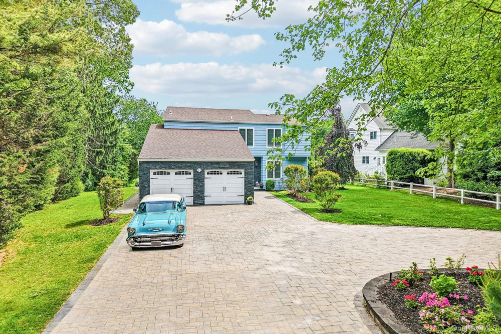 2100 Glenn Road Southold, NY 11971