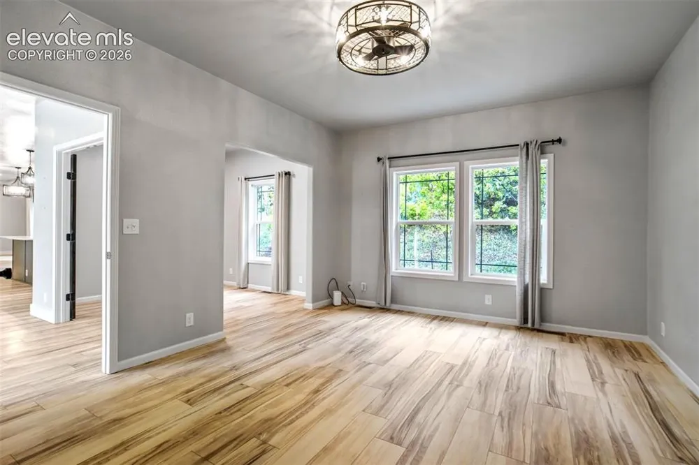 4998 Chippewa Drive Larkspur, CO 80118