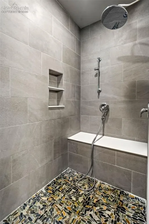 4998 Chippewa Drive Larkspur, CO 80118