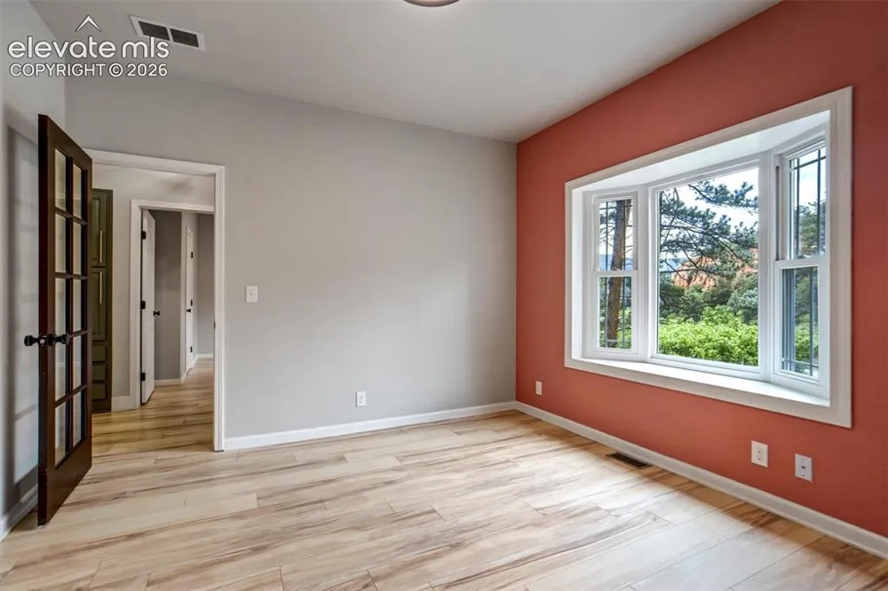 4998 Chippewa Drive Larkspur, CO 80118