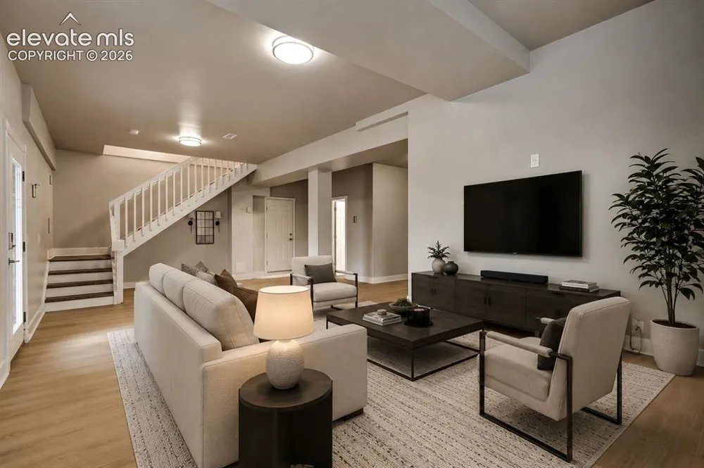 4998 Chippewa Drive Larkspur, CO 80118