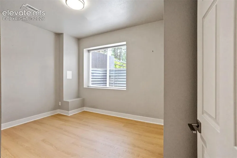 4998 Chippewa Drive Larkspur, CO 80118