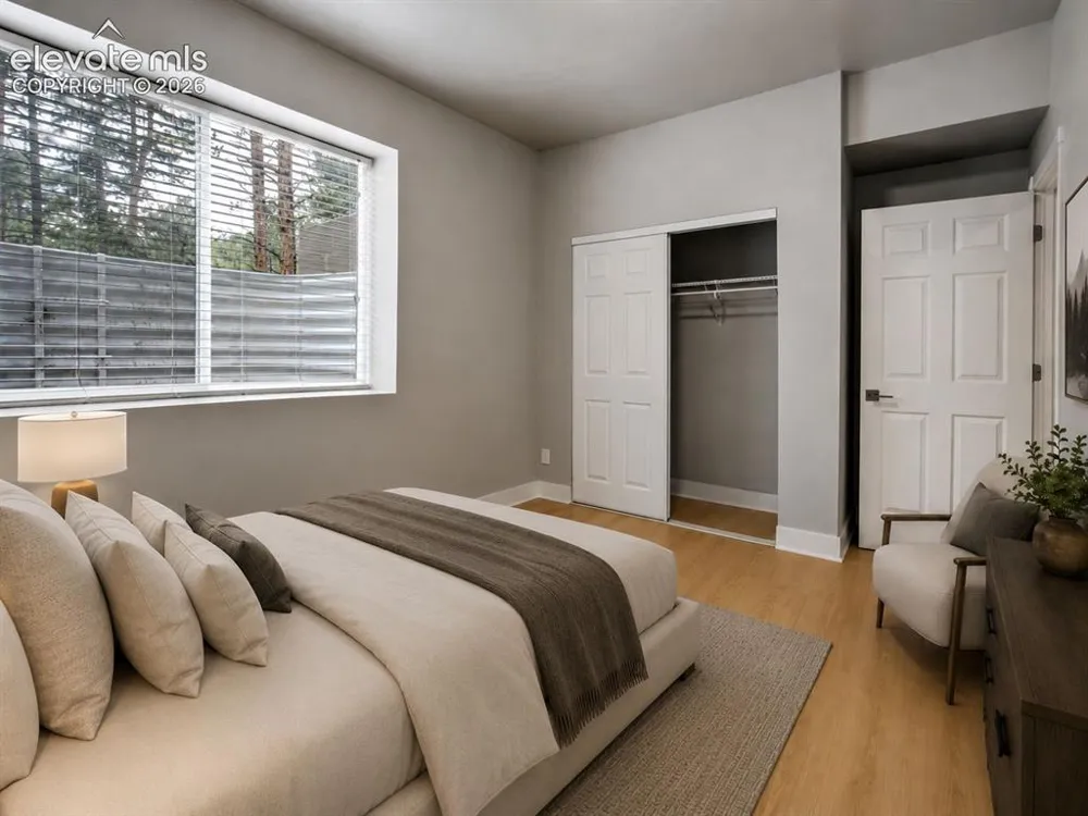 4998 Chippewa Drive Larkspur, CO 80118