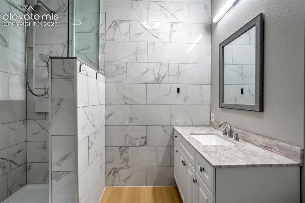 4998 Chippewa Drive Larkspur, CO 80118